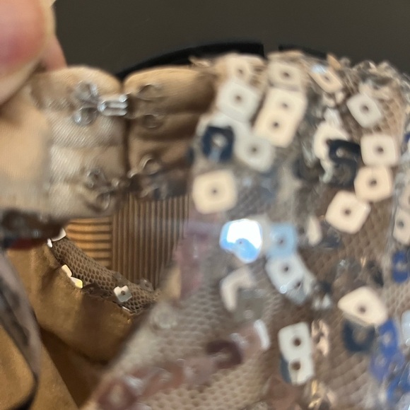 Tahari Nude Mesh w/ Silver Sequins Embellished Halter Top Sz M - Picture 5 of 7